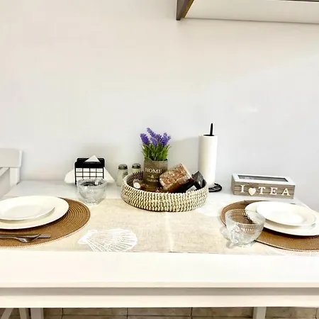 アパート Andreana's House Rhodes *